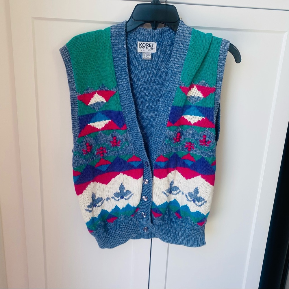 Womens vintage Christmas knitted vest small holiday ugly sweater